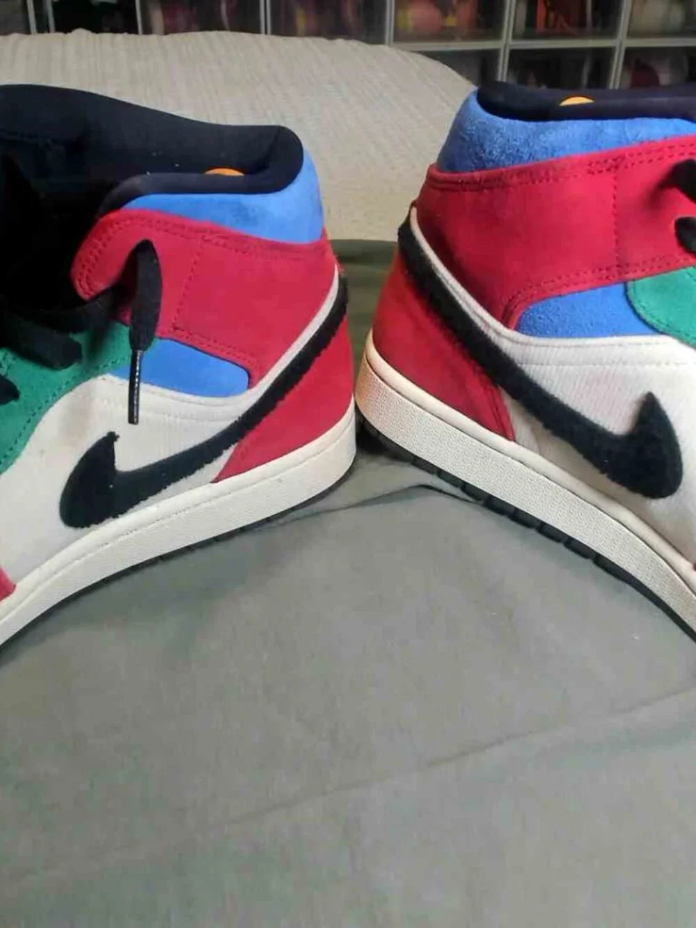Jordan 1 Mid SE Fearless Blue the Great Multicolor Size 11